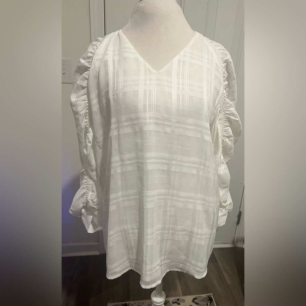 New! Calvin Klein Elegant White Puffy Sleeves Career Blouse Size Large NWT!